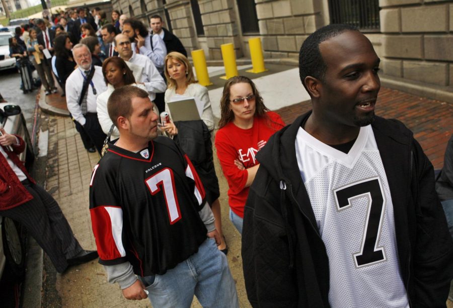 Five Falcons fined for displaying Michael Vick messages - The Chimes