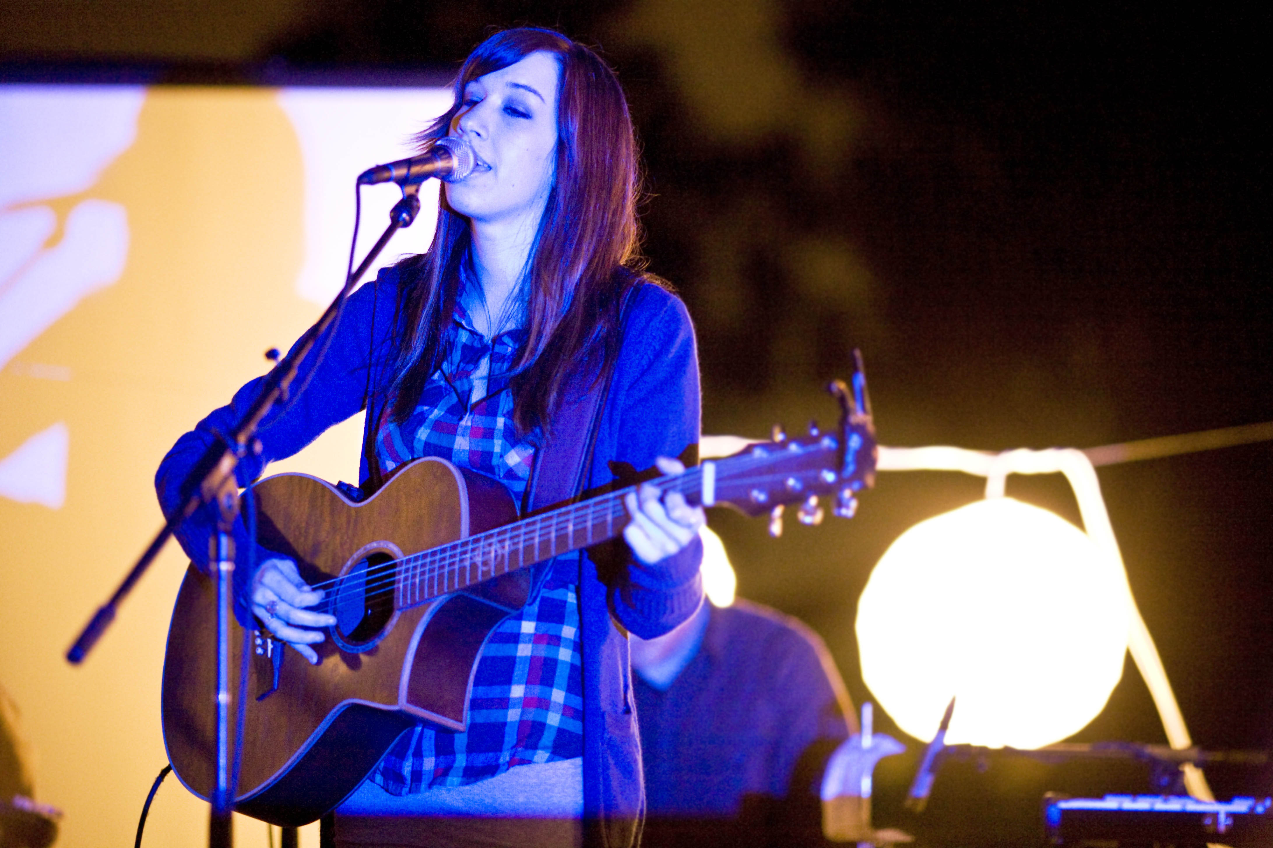 Junior Taryn Randall, lead singer of the band 'Leda and the Swans,' performed with the band for the Eddy on Thursday, Feb. 26.  Photo by MIKE VILLA