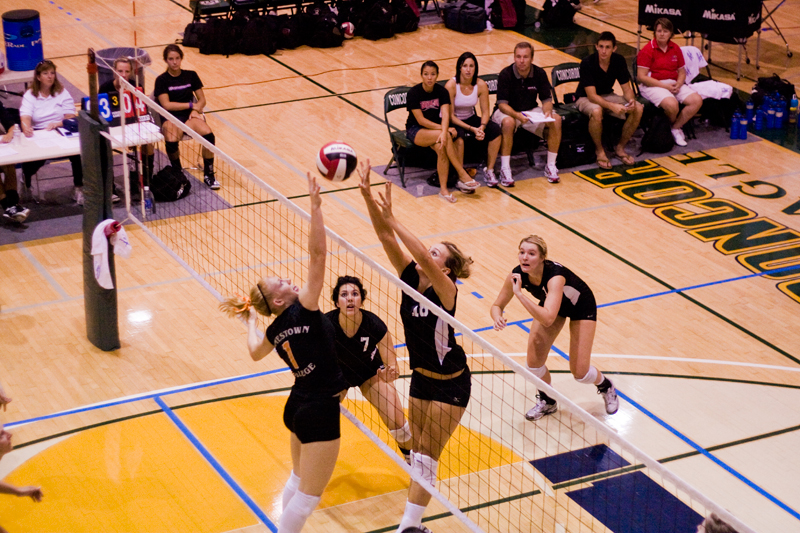 Volleyball comes out big in Irvine tournament