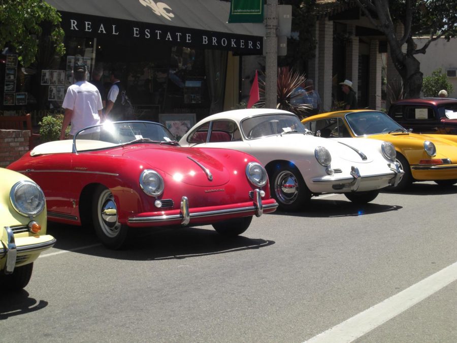 Colorful+vintage+Porsches+line+Main+St.+during+a+recent+street+fair+in+downtown+Fallbrook.