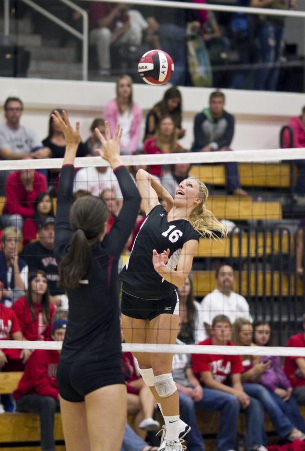 Senior Amy Mosebar had nine kills against APU on Tuesday. Biola defeated Azusa in four sets, which improved their record to 11-4 | MIKE VILLA / The Chimes