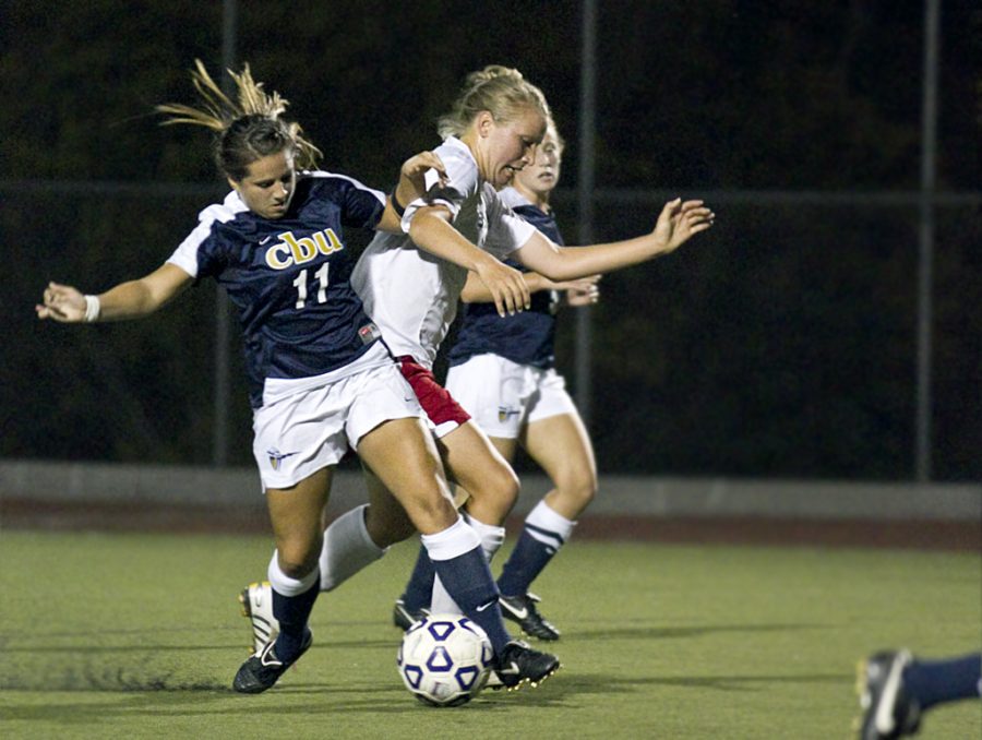 Sophomore Taylor Lundquist forces her way through the California Baptist defense. Lundquist scored from 20 yards out to give the Eagles a 2-1 win in overtime over No. 4 Cal Baptist. Mike Villa/ The Chimes