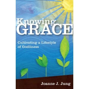 Knowing Grace combines spiritual disciplines with student reflections