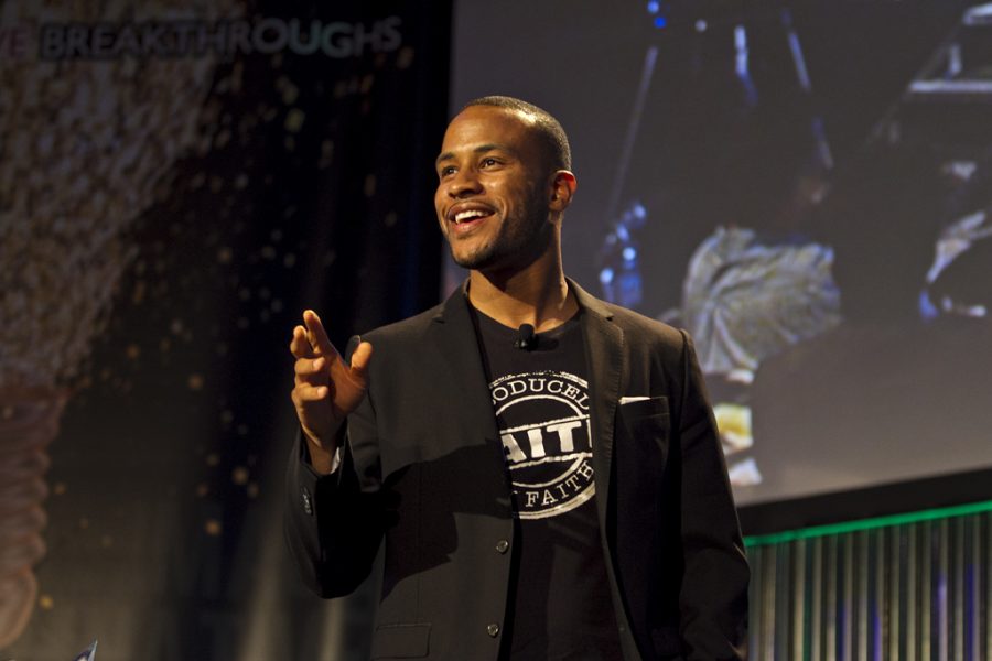 DeVon Franklin, VP of Production for CoLumbia Pictures/Sony, received the 2012 Biola Media Award at the 17th annual Biola Media Conference. The conference was held at CBS Studios in Studio City, CA on Saturday, May 5th. | Olivia Blinn/THE CHIMES