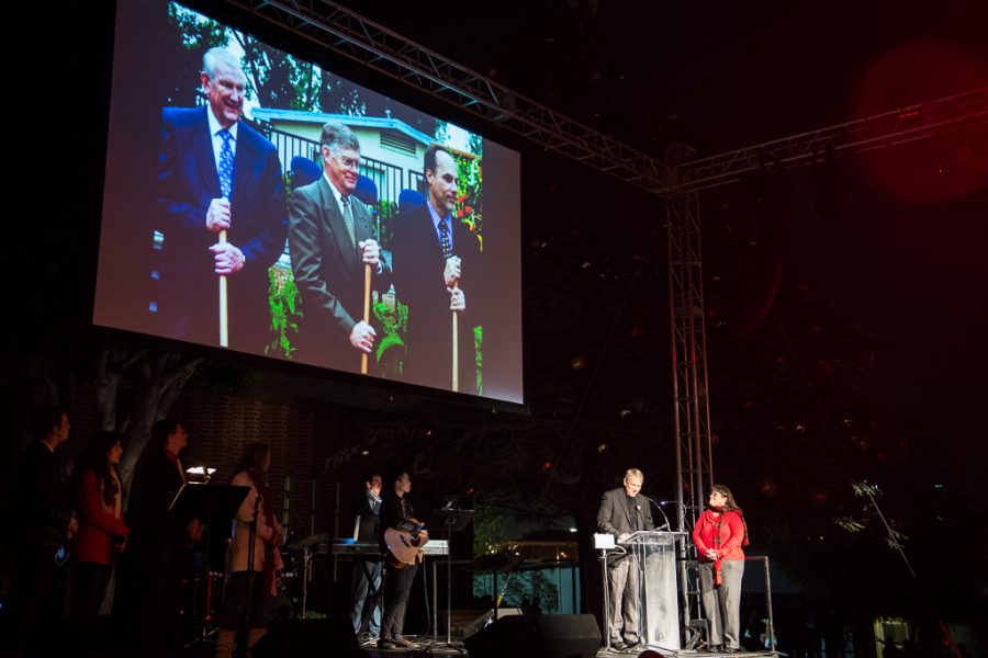 Rick Bee, Senior Director of Alumni and Parent Relations, invites Greer Bascom, wife of the late Ken Bascom, to join him on stage. Before beginning the countdown, they pause to honor Ken Bascom in gratefulness for his contribution to Biola. | Olivia Blinn/THE CHIMES