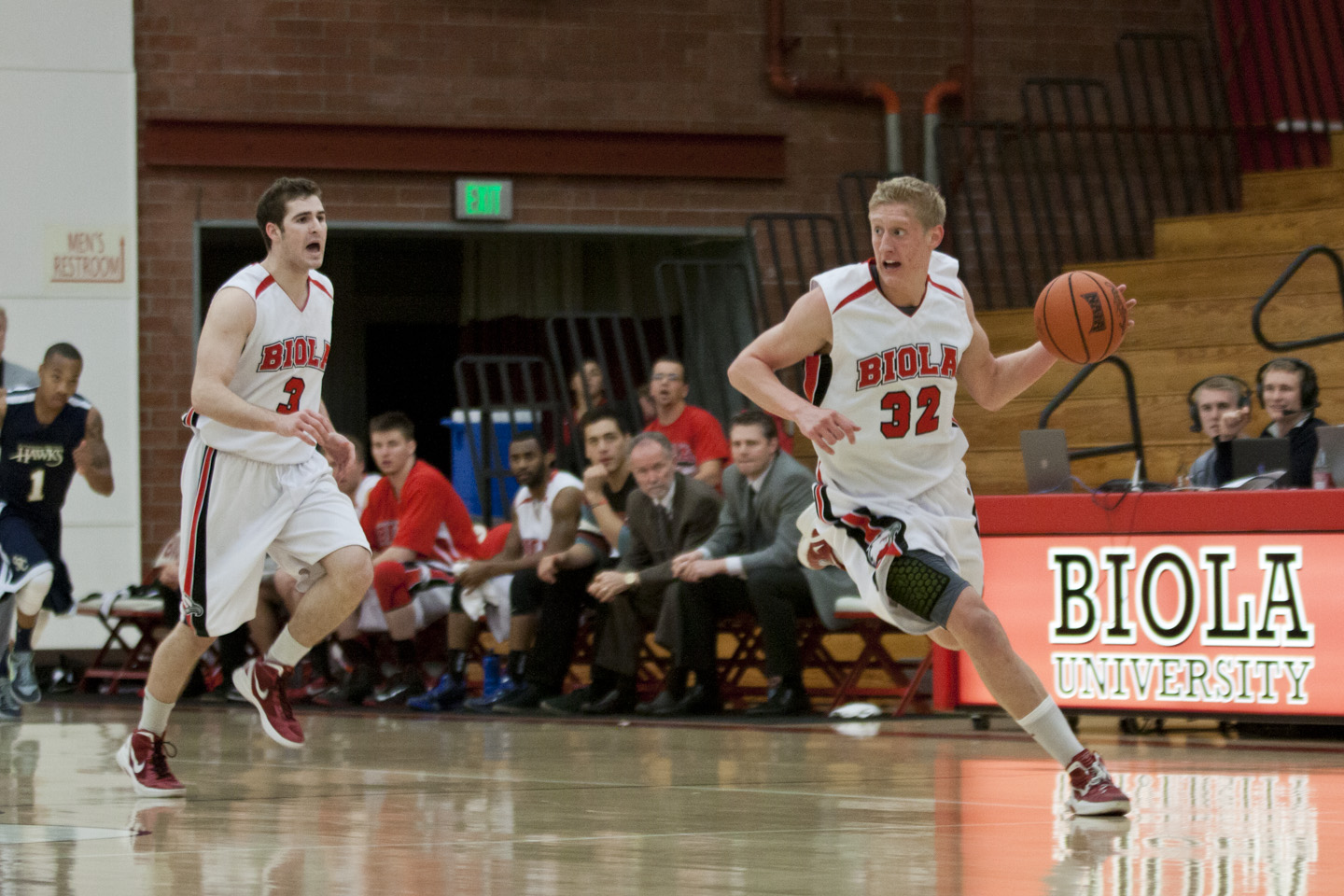 On Tuesday, playing against San Diego Christian Hawks, sophomore Kyle Bailey makes a breakaway. | Grant Walter/THE CHIMES