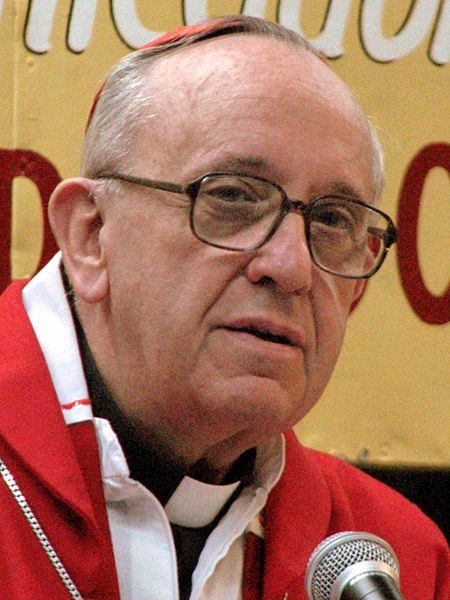 Cardinal Jorge M. Bergoglio SJ, (later to become Pope Francis) celebrating mass at the XX Exposición del Libro Católico (20th Catholic Book Fair), in Buenos Aires, Argentina. | Courtesy of Aibdescalzo [Creative Commons]