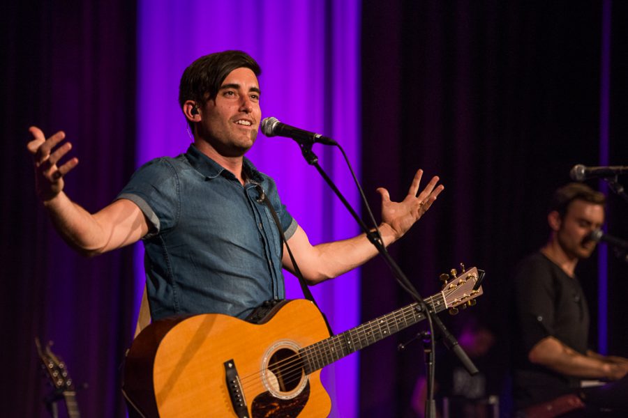 Phil Wickham shares about how his new song, When My Heart is Torn, explores the hope that we have in Jesus Christ, no matter what we are facing. | Olivia Blinn/THE CHIMES