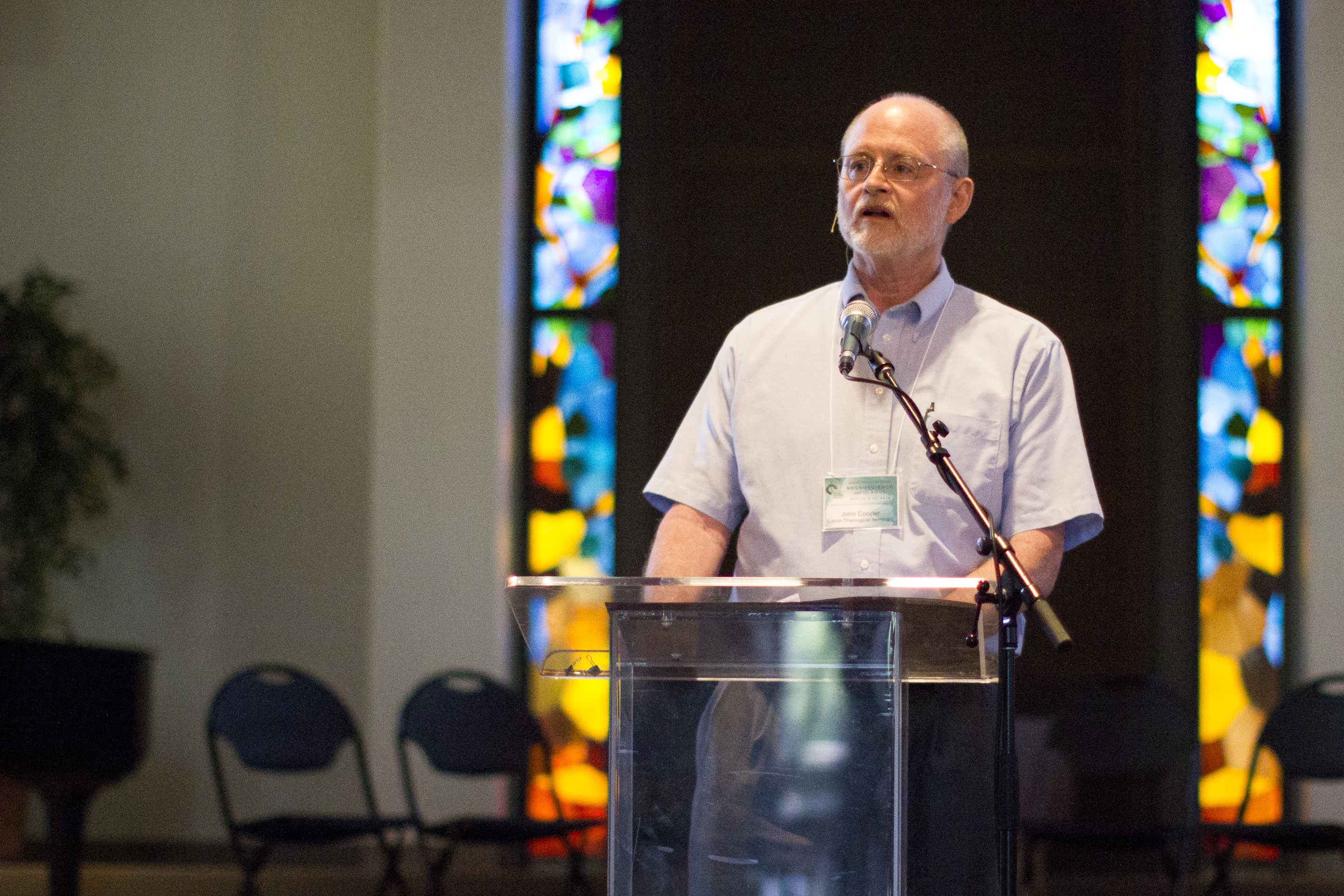 Professor of Philosophical Theology at Calvin Theological Seminary John Cooper shares  "Whose Interpretation? Which Anthropology? Biblical Hermeneutics and the Body-Soul Debate at the Neuroscience and the Soul Conference that took place at Calvary Chapel from Friday, May 10 to Saturday May 11. | Rachel Adams/THE CHIMES