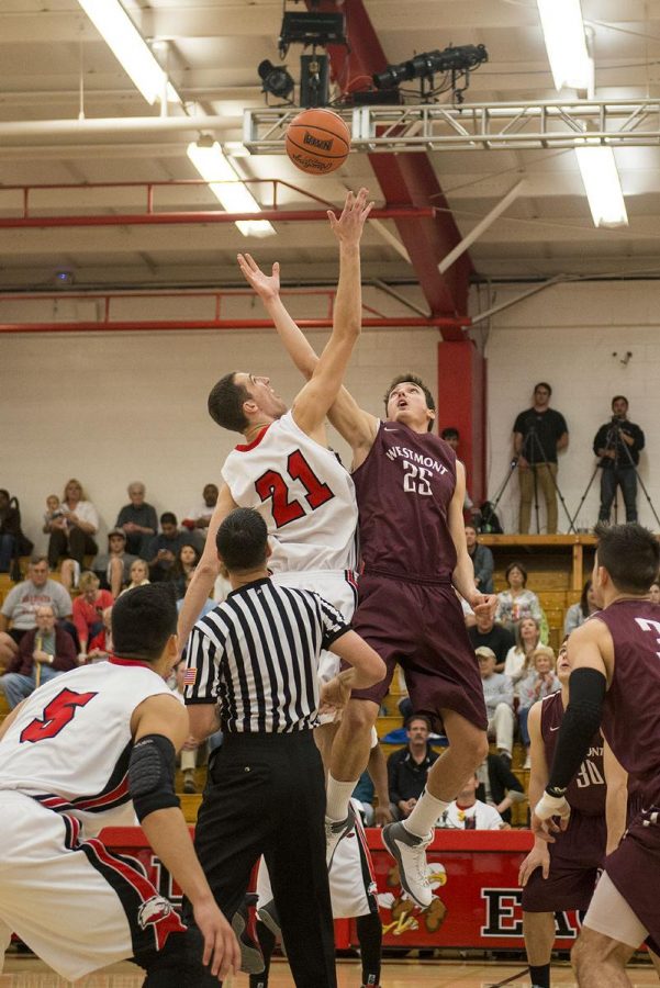Junior Mike Kurtz gets the tip-off during the first round of GSAC playoffs against Westmont. | Ashleigh Fox/THE CHIMES