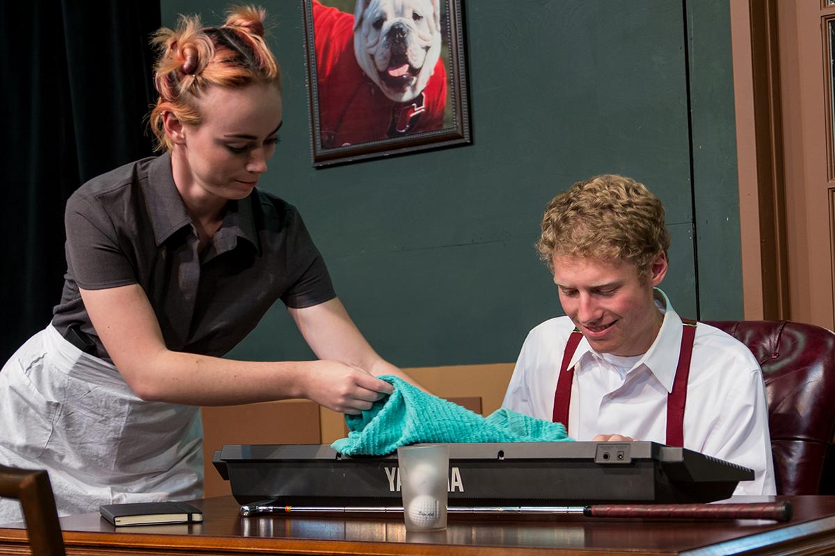 Senior theater major Shannon Dodson, playing Elaine, and sophomore communications studies major Jacob Moran, playing Algernon Moncrieff, rehearse for their upcoming production of "The Importance of Being Earnest." | Aaron Fooks/THE CHIMES