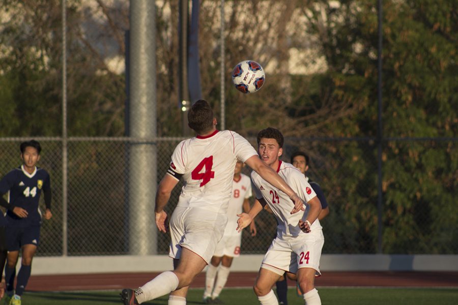 Injuries to Muir, Cybulski Give Mens Soccer Early Setbacks