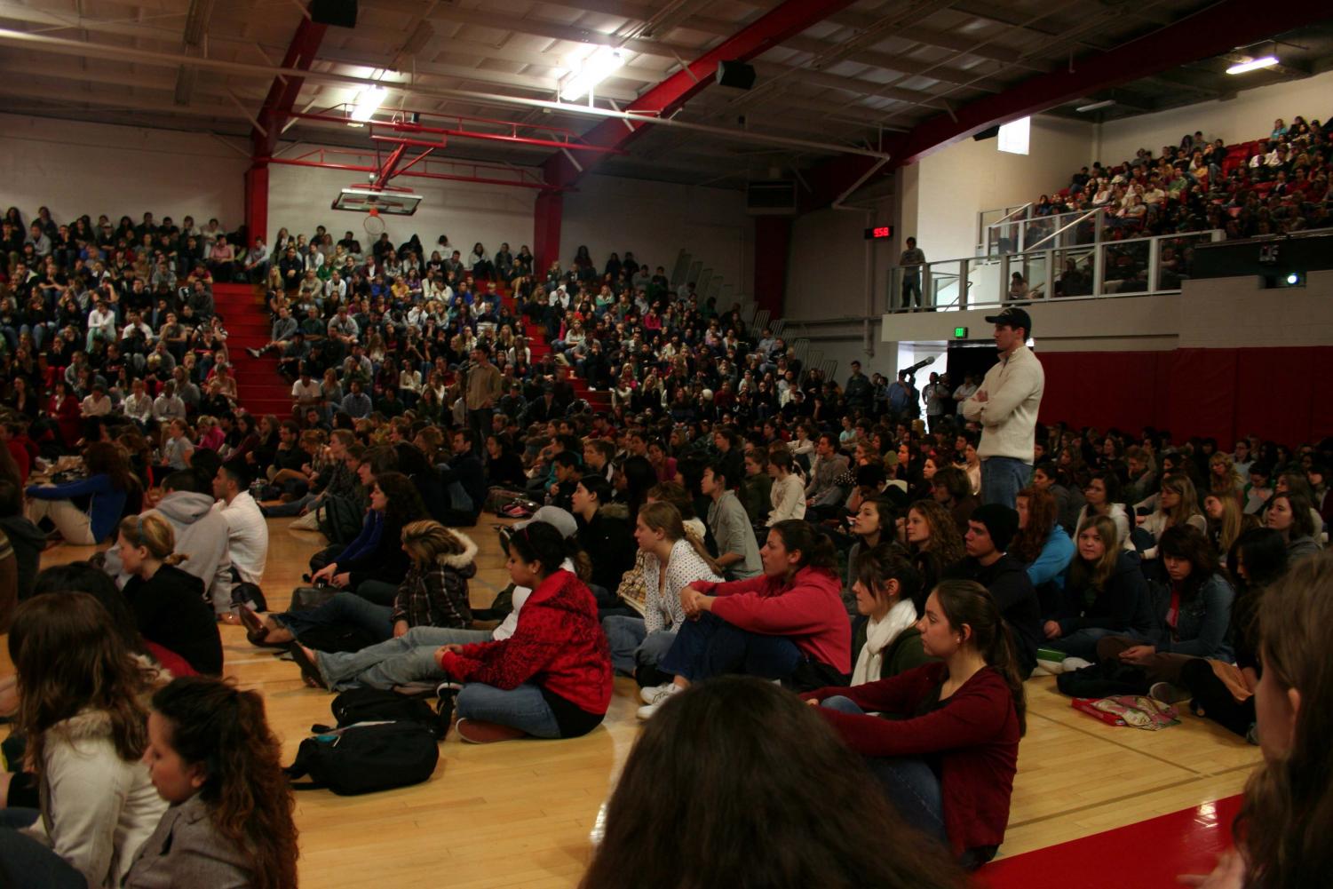 In a unique wednesday chapel, students were given the chance to approach microphones and ask questions of both Dr. Erik Thoennes and Dr. Tim Muehlhoff, Biola University professors.