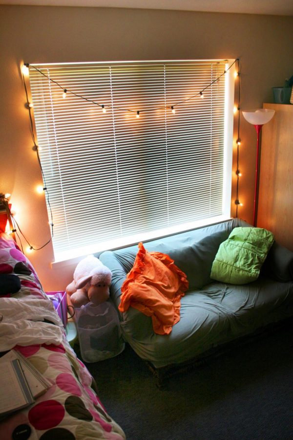 Ambiance is always an added bonus in dorm room decorating and nothing is easier to add to a room than a single strand of lights.