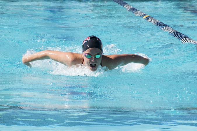 Swim and dive gain strong individual finishes