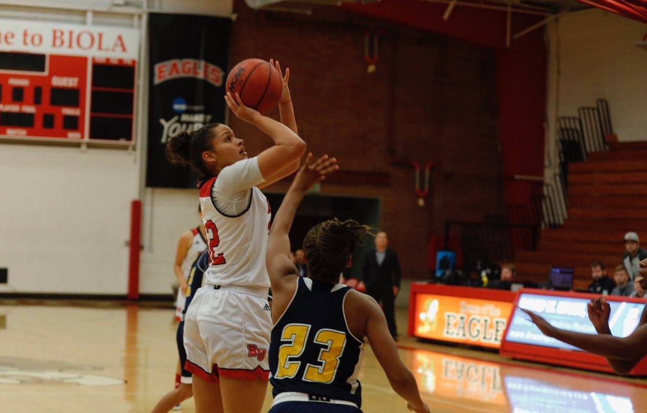 Mikayla Greens shoots over a defender during the Eagles win over La Sierra on Nov. 17.