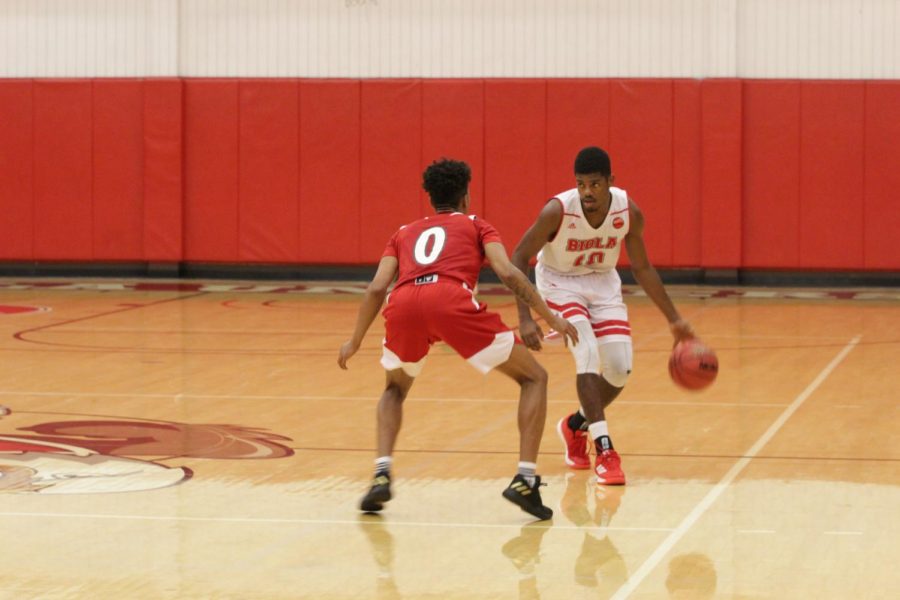 Men’s basketball earns their second PacWest victory