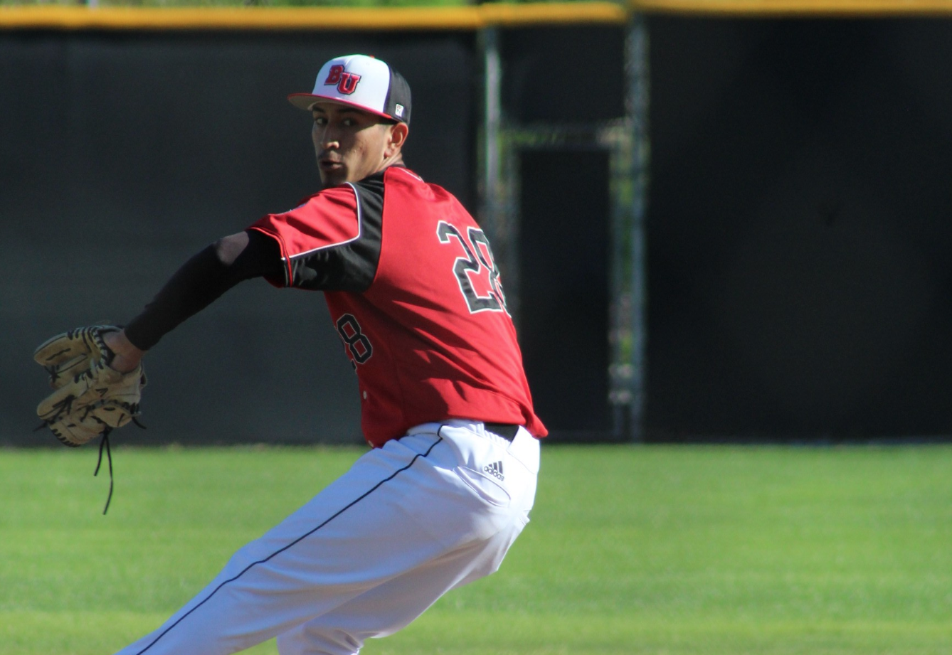 Baseball splits doubleheader at Point Loma