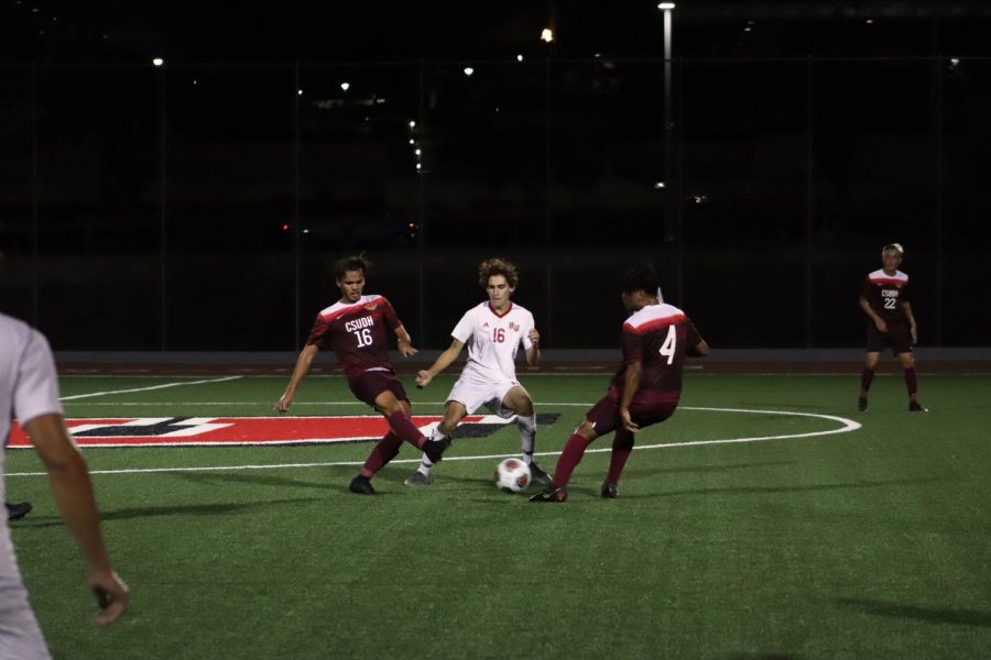 Men’s soccer swallows a tie in double overtime
