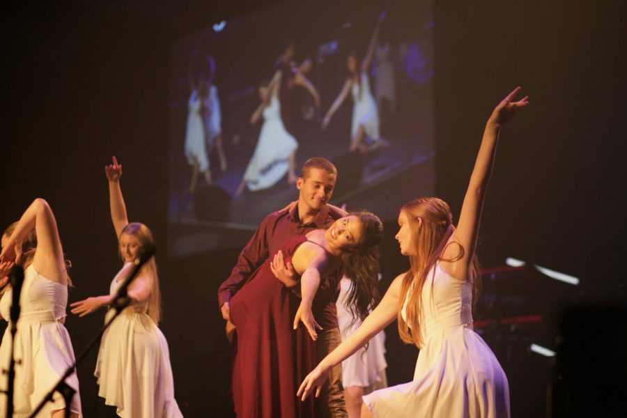 Biola Dance Team opens Torrey Conference 2019 with a beautiful performance.