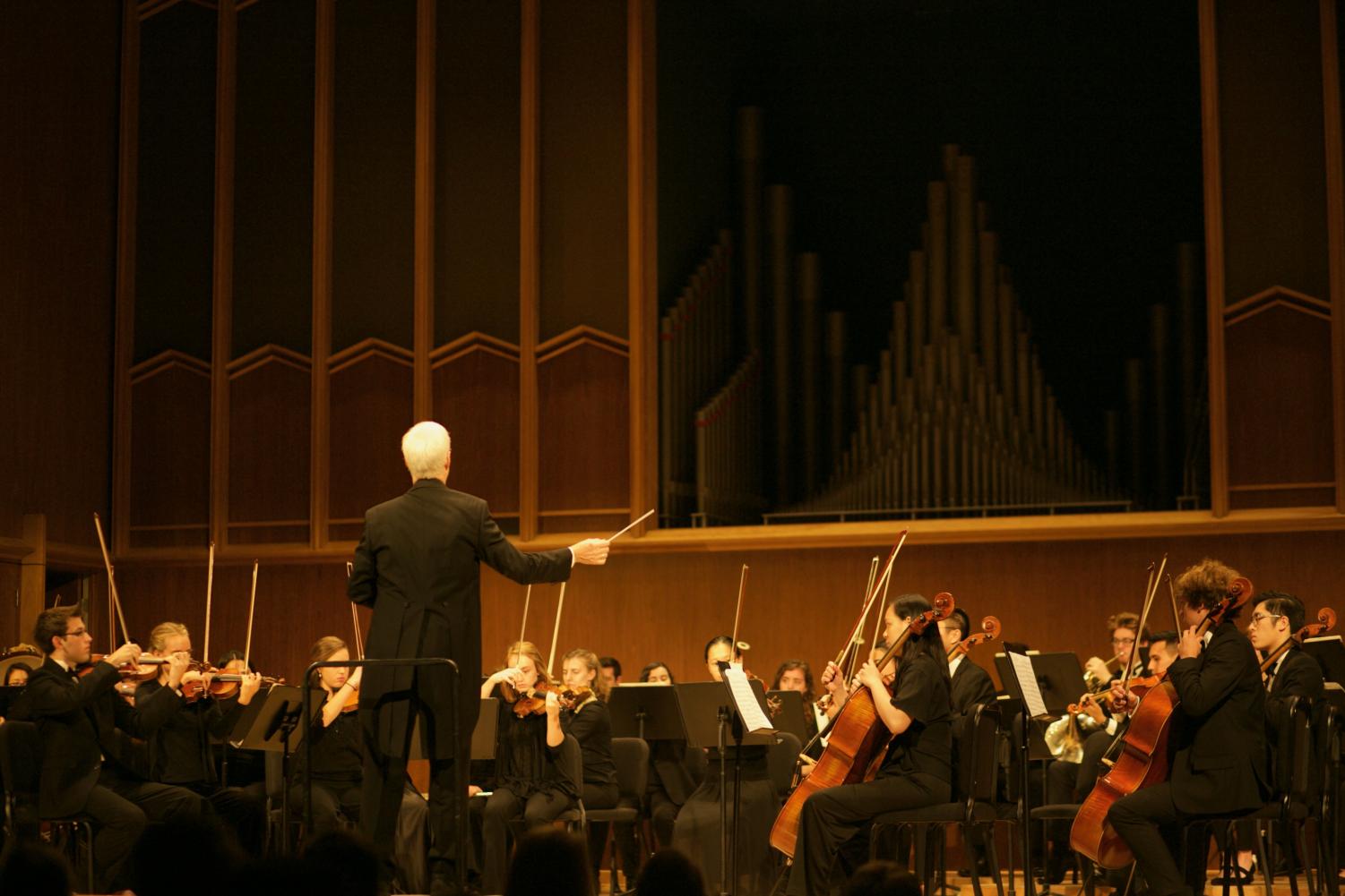 Students and faculty collaborated to perform pieces from the Romantic period. 