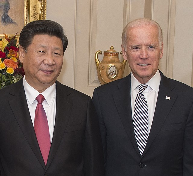 Politics Rundown: Biden signs infrastructure bill and meets with Xi Jinping