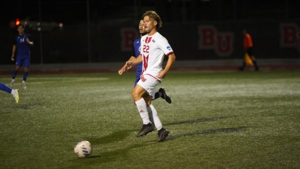 Chico State continues undefeated streak against Biola