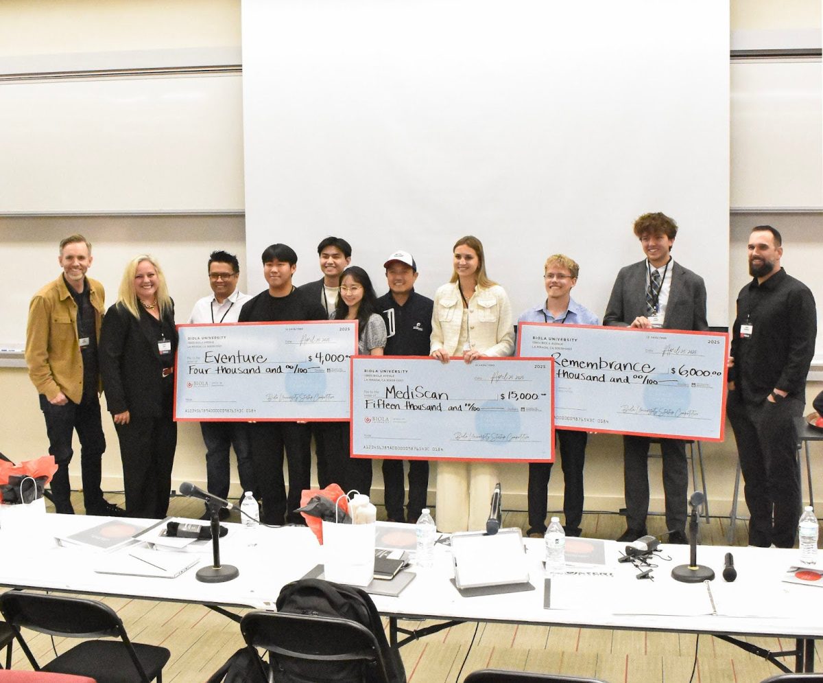 The top three prizewinners of the 2025 startup competition pictured with judges, mentors, and the director of OOI: (From left to right) Mark Grunden, Silvia Mah, Bernie Mapili, Amadeo Margo, Joseph Hartono, Emma Lee, Johan Lee, Kiersten Havens, Andreas Johnson, Josh Yoder, and Loren Franklin (left), the team at Office of Innovation (center), & Kiersten Havens, first place winner (right)